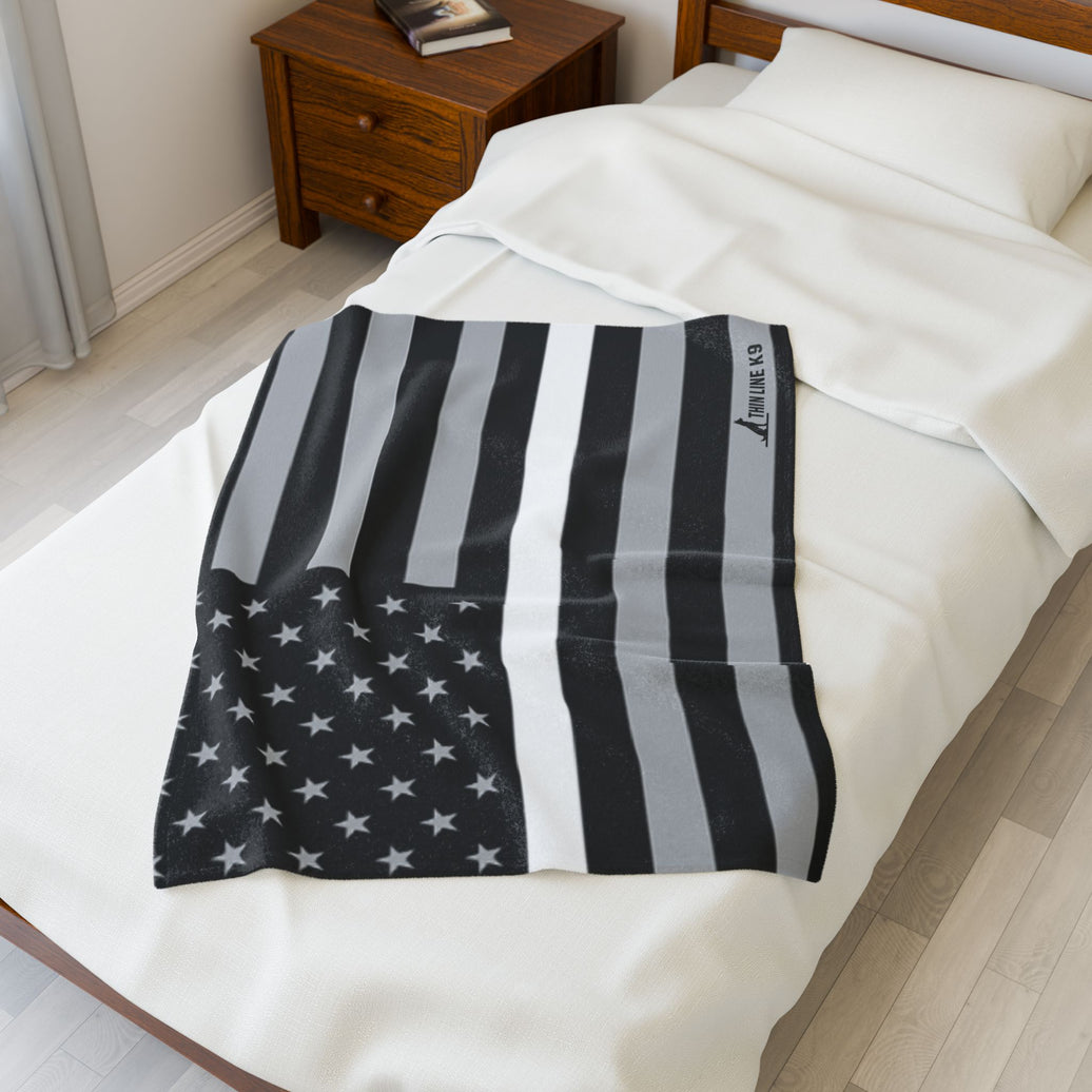 Thin White Line Blanket